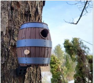 Tønne Fuglehus – Håndlaget og detaljert vintønne-design