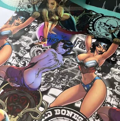 Skjermbilde 2025-11-20 131403 Hydro Dipping Film – Pinup tegneserie / graffiti – 50×100 cm