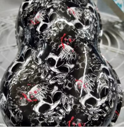 Skulls 1 Hydro Dipping Film – Skull Dark Rød/Sort (50x100 cm)